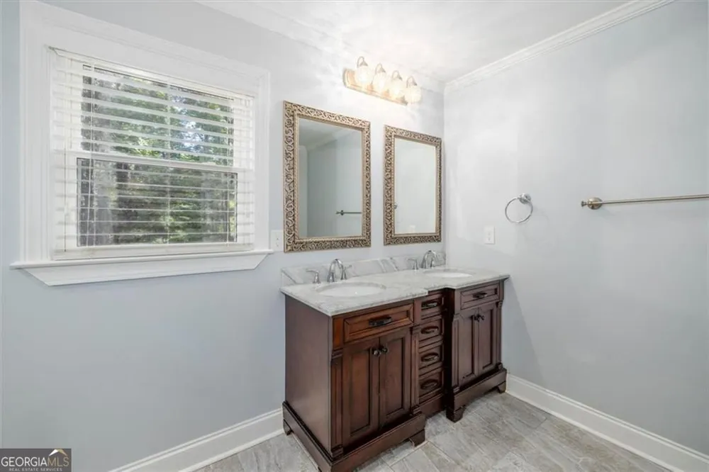 2210 Rosser PL Smoke Rise, GA 30087