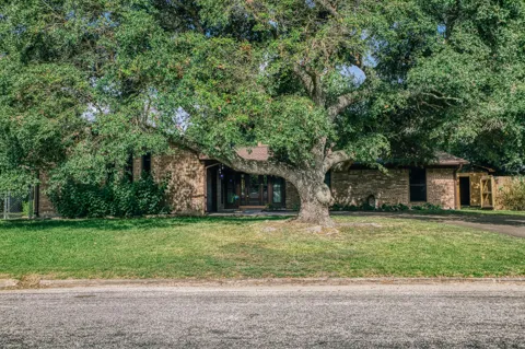 104 Machemehl Drive