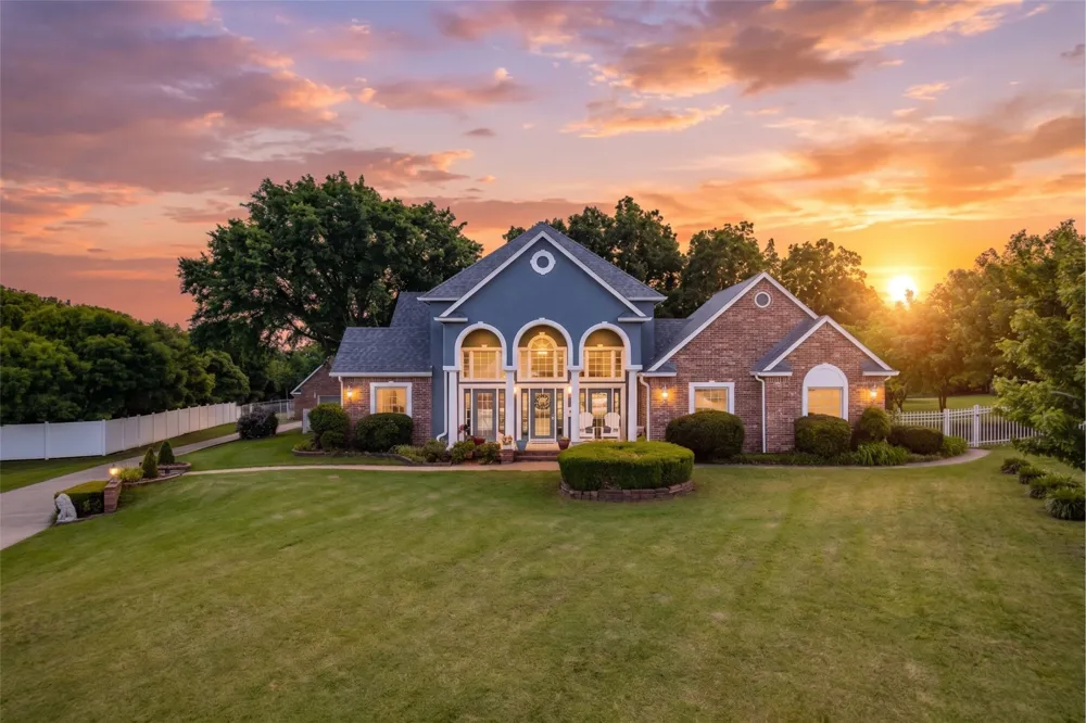 13602 W 42nd Place S Sand Springs, OK 74063