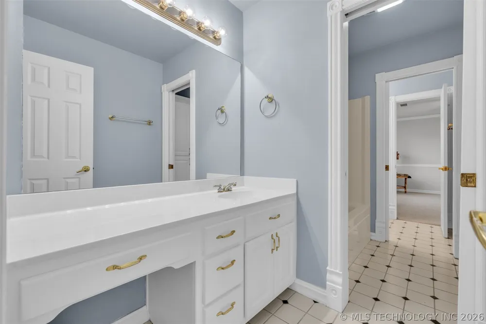 13602 W 42nd Place S Sand Springs, OK 74063