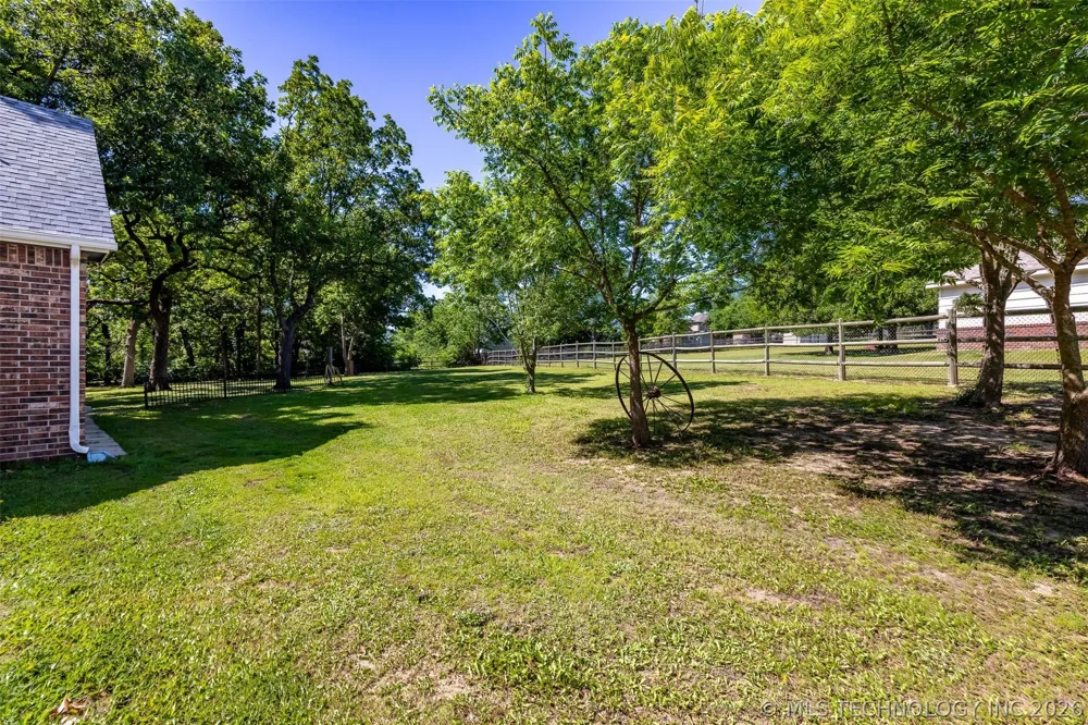 13602 W 42nd Place S Sand Springs, OK 74063