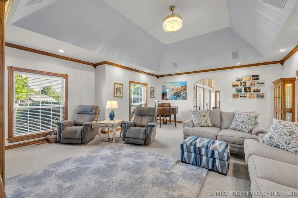 13602 W 42nd Place S Sand Springs, OK 74063