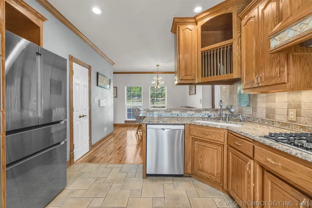 13602 W 42nd Place S Sand Springs, OK 74063