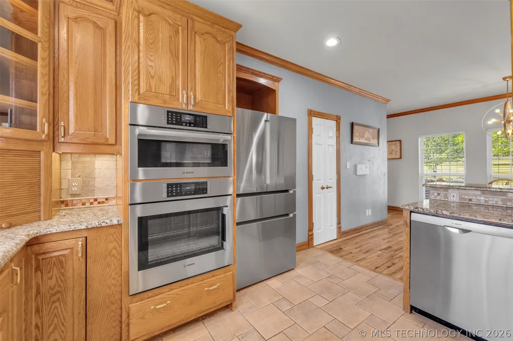 13602 W 42nd Place S Sand Springs, OK 74063