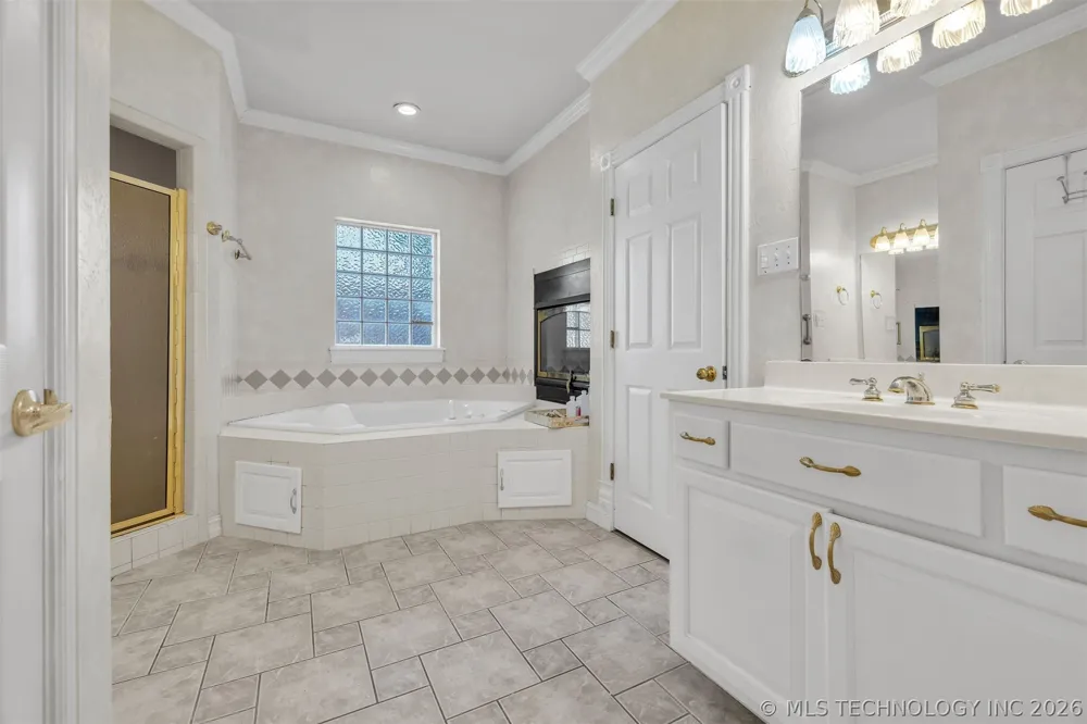 13602 W 42nd Place S Sand Springs, OK 74063