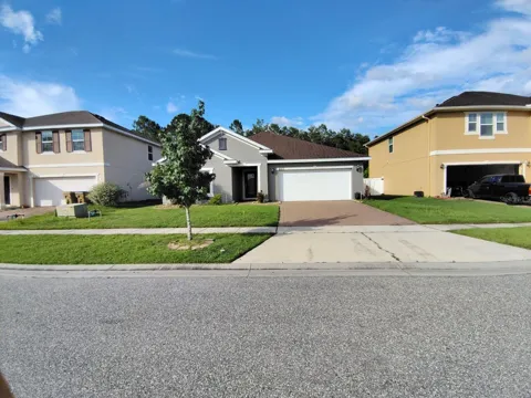 2213 WAUKEGAN DRIVE