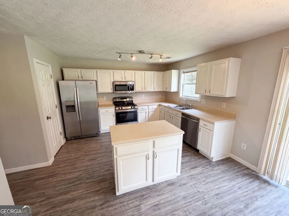 4636 Pine Acre CIR Sugar Hill, GA 30518