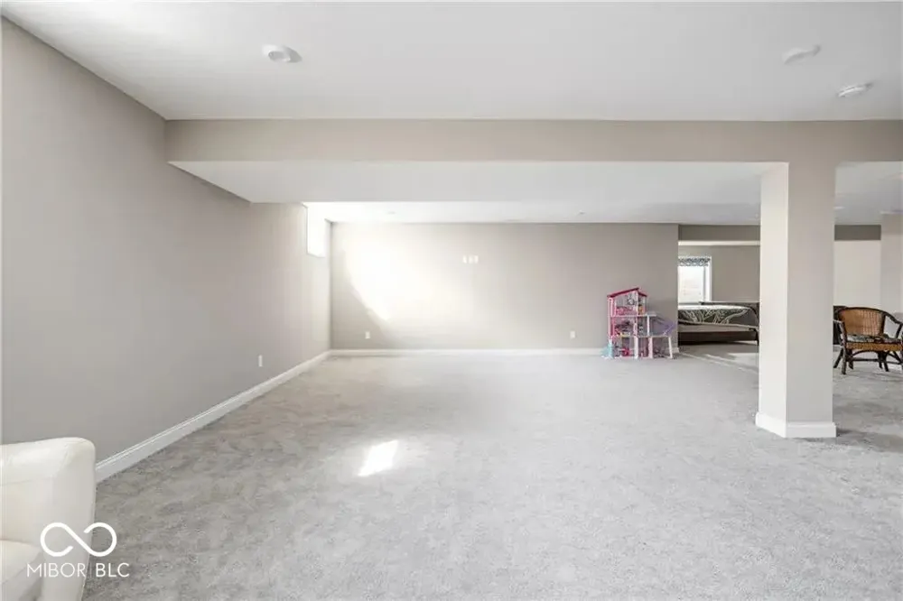 680 Ridge Gate Drive Brownsburg, IN 46112