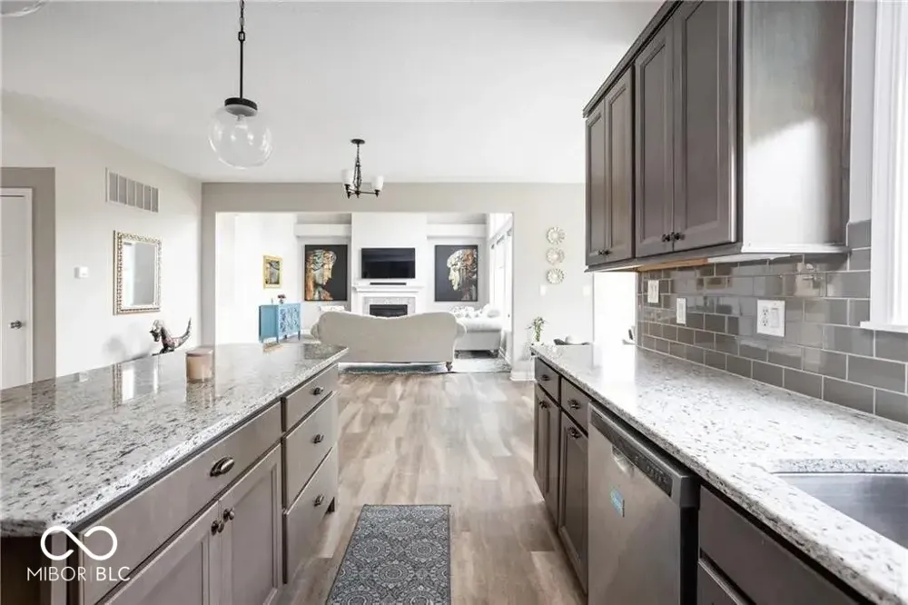 680 Ridge Gate Drive Brownsburg, IN 46112