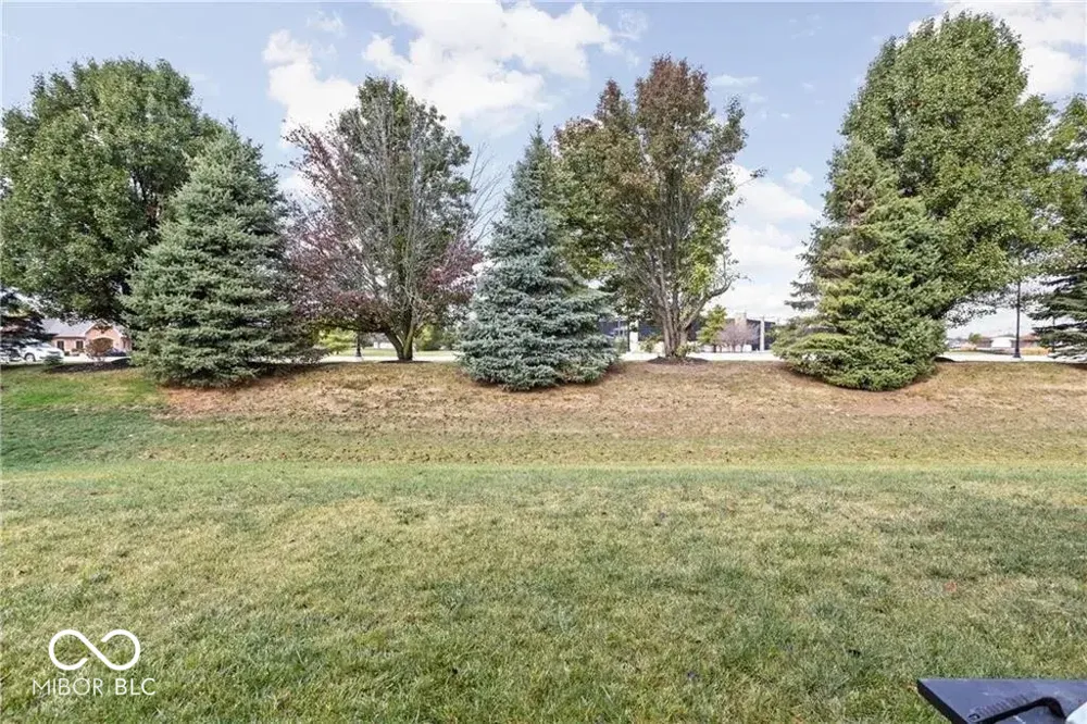 680 Ridge Gate Drive Brownsburg, IN 46112