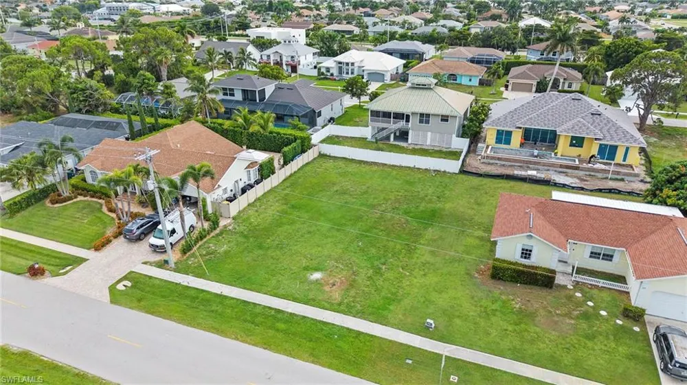 1437 Bermuda Road Marco Island, FL 34145