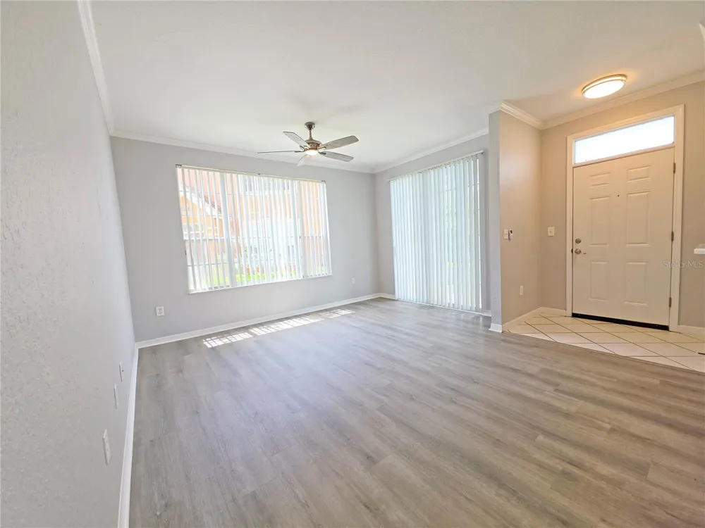 9018 LAKE CHASE ISLAND WAY #9018 Tampa, FL 33626