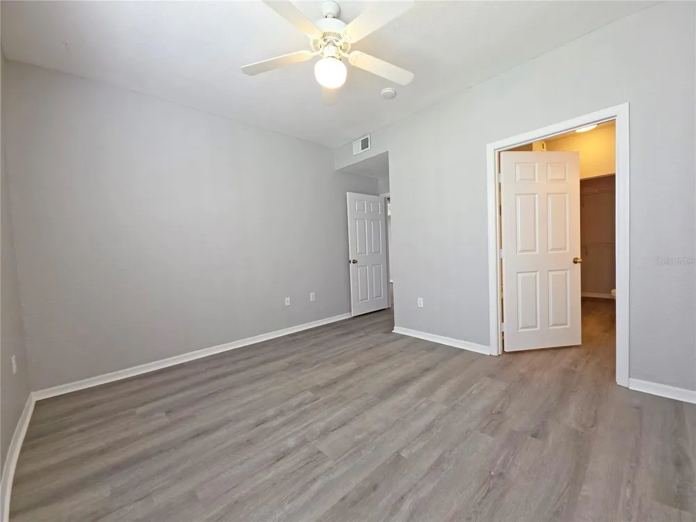 9018 LAKE CHASE ISLAND WAY #9018 Tampa, FL 33626