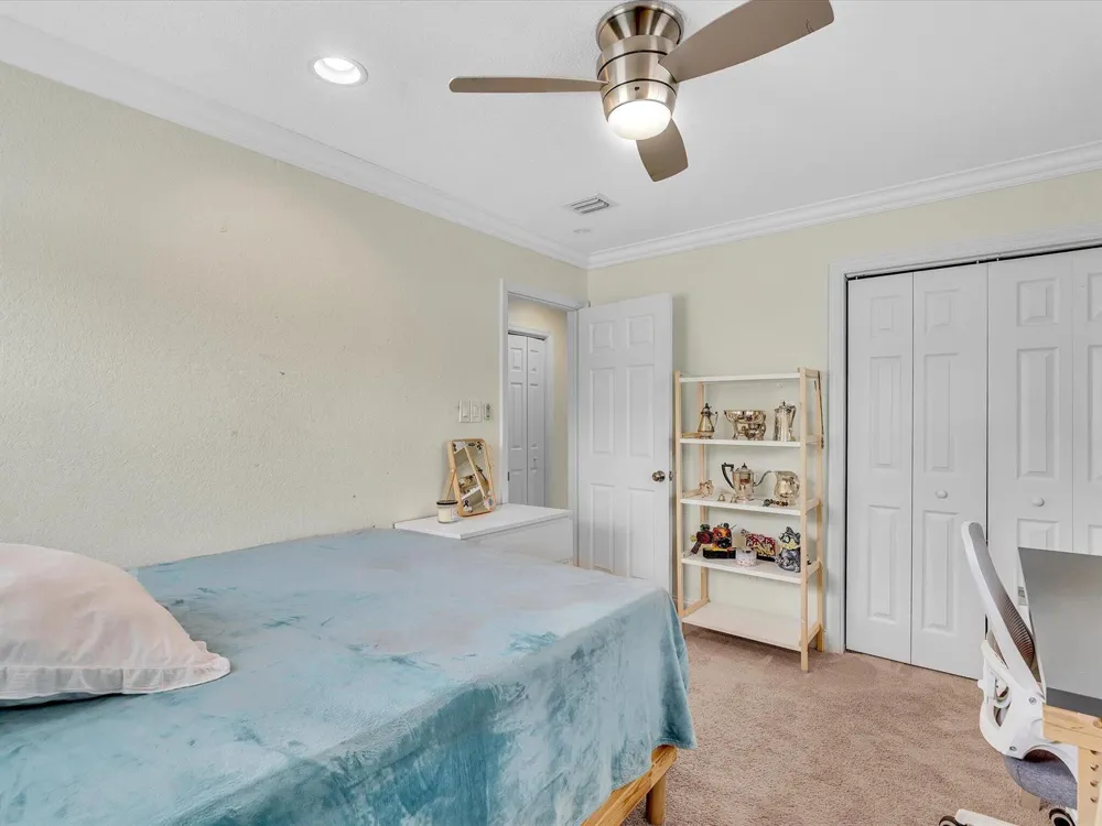11 FOREST HILLS LANE Boca Raton, FL 33431
