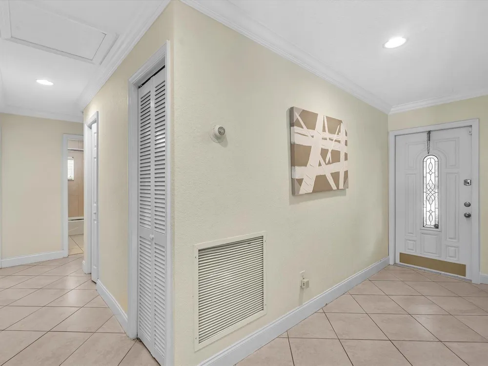 11 FOREST HILLS LANE Boca Raton, FL 33431