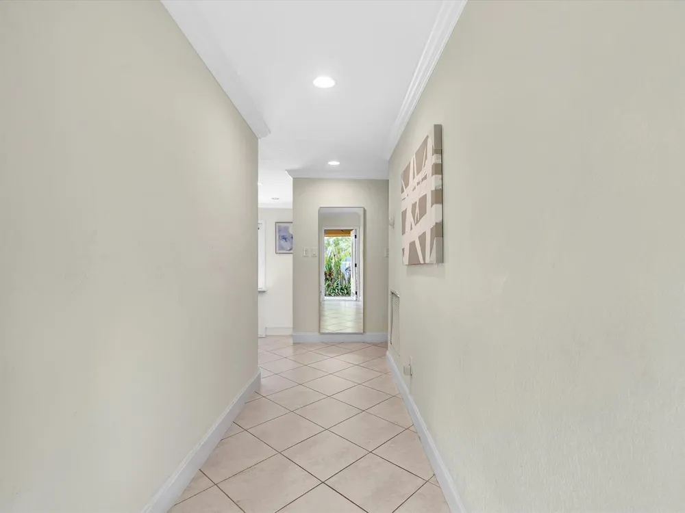 11 FOREST HILLS LANE Boca Raton, FL 33431