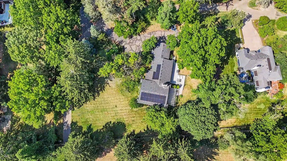 25800 Franklin Park Court Franklin Village, MI 48025