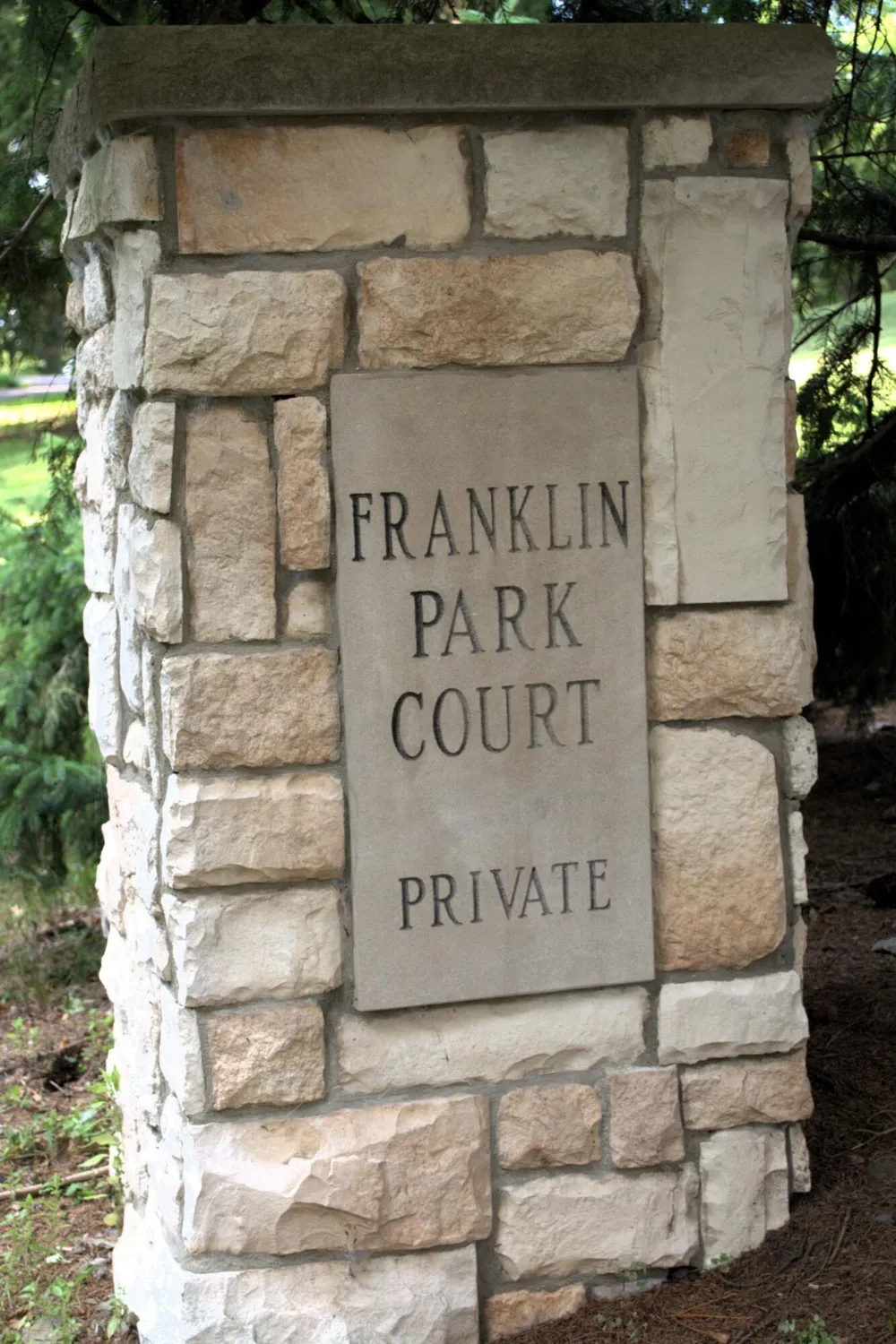 25800 Franklin Park Court Franklin Village, MI 48025