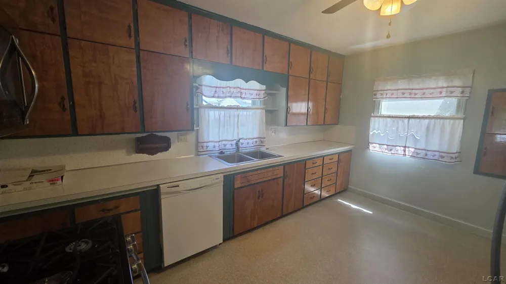 120 W Weston Road Morenci City, MI 49256
