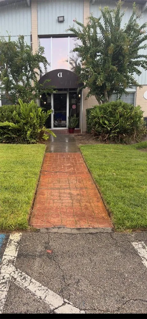 1695 LEE ROAD #D107