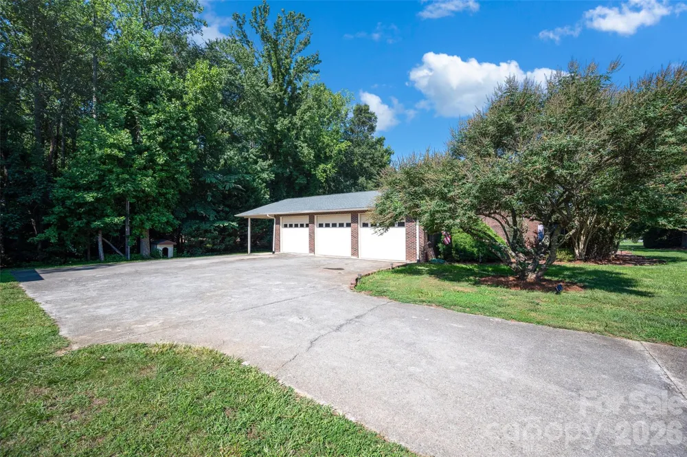 3959 Holly Springs Drive Newton, NC 28658