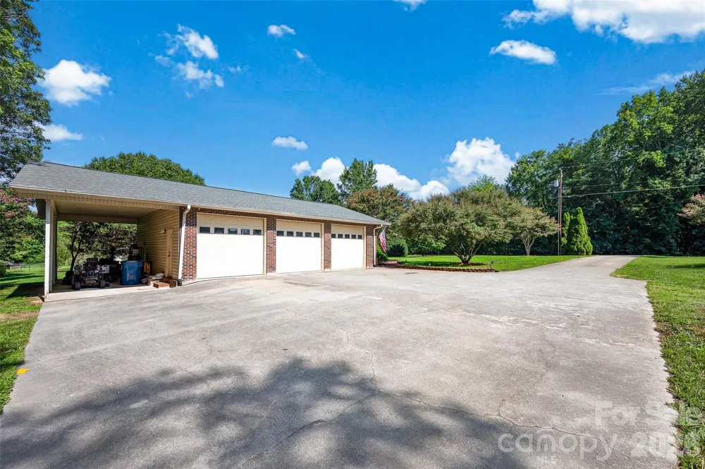 3959 Holly Springs Drive Newton, NC 28658