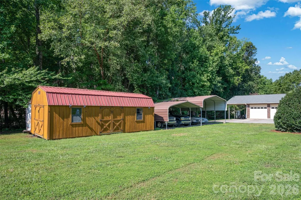 3959 Holly Springs Drive Newton, NC 28658