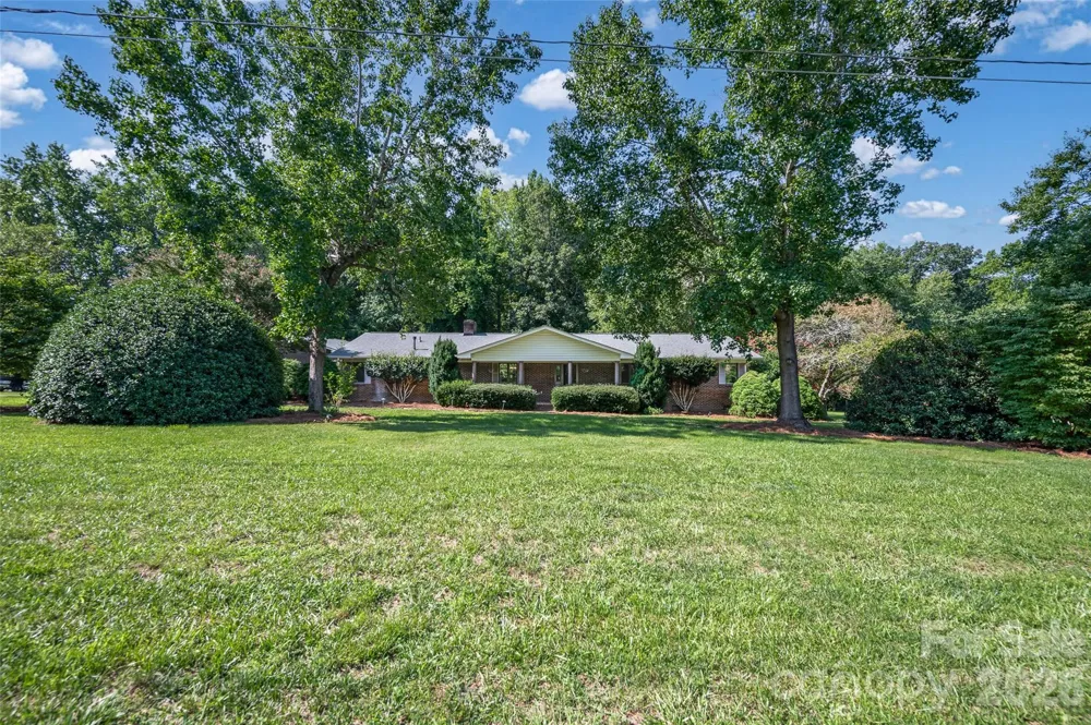 3959 Holly Springs Drive Newton, NC 28658