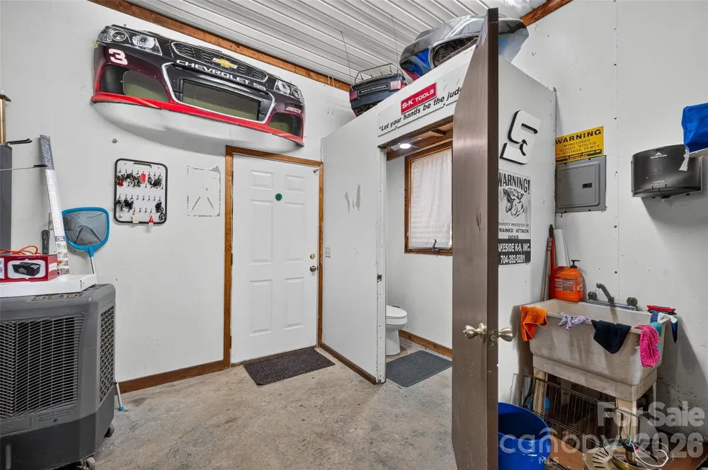 3959 Holly Springs Drive Newton, NC 28658