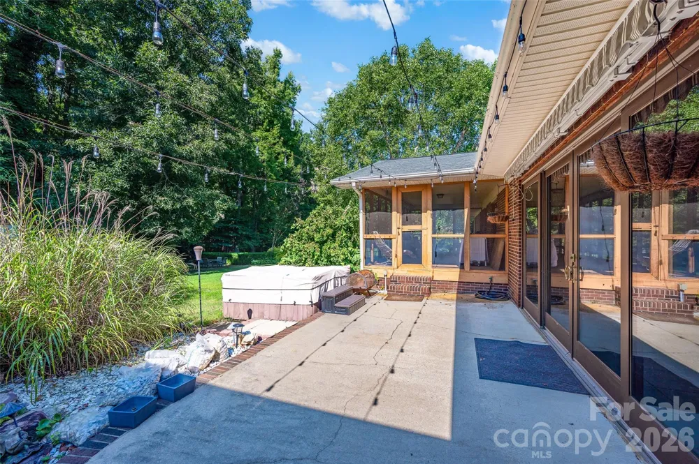 3959 Holly Springs Drive Newton, NC 28658
