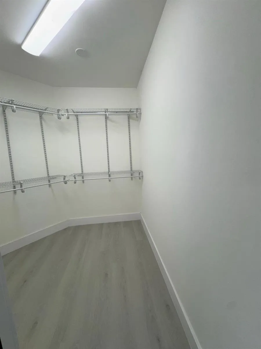 10229 NW 9th St Circle #103 Miami, FL 33172