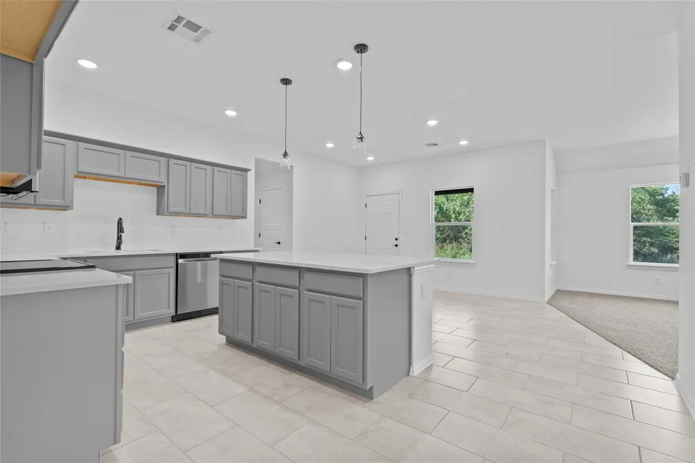 1905 Topaz Road Pryor, OK 74361