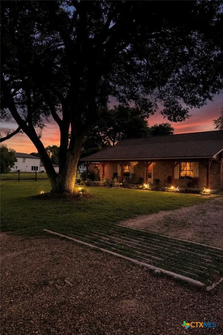 2211 Riverview Drive Richmond, TX 77469