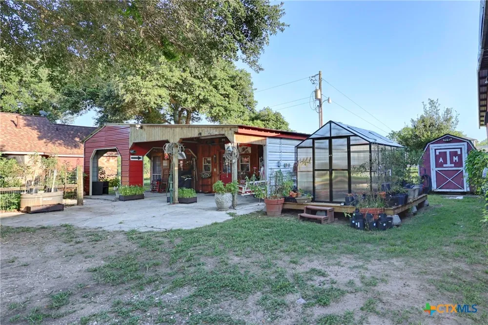 2211 Riverview Drive Richmond, TX 77469