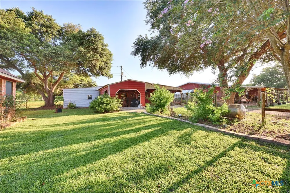 2211 Riverview Drive Richmond, TX 77469