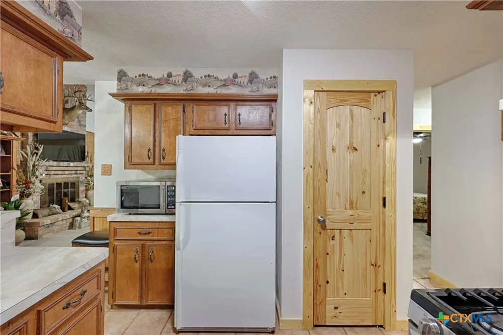 2211 Riverview Drive Richmond, TX 77469