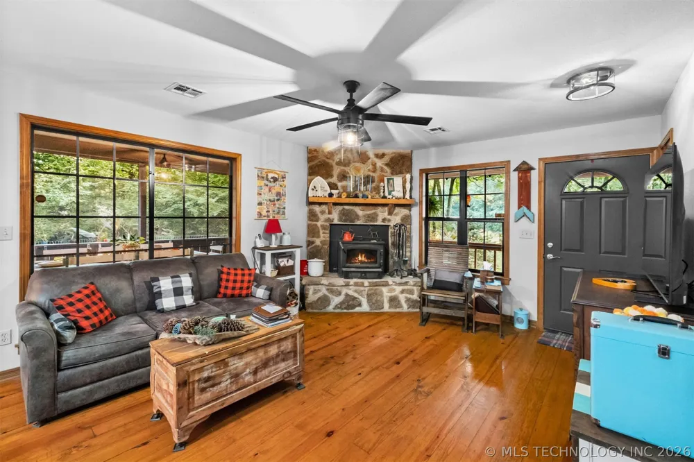 8041 Ok-10 Tahlequah, OK 74464