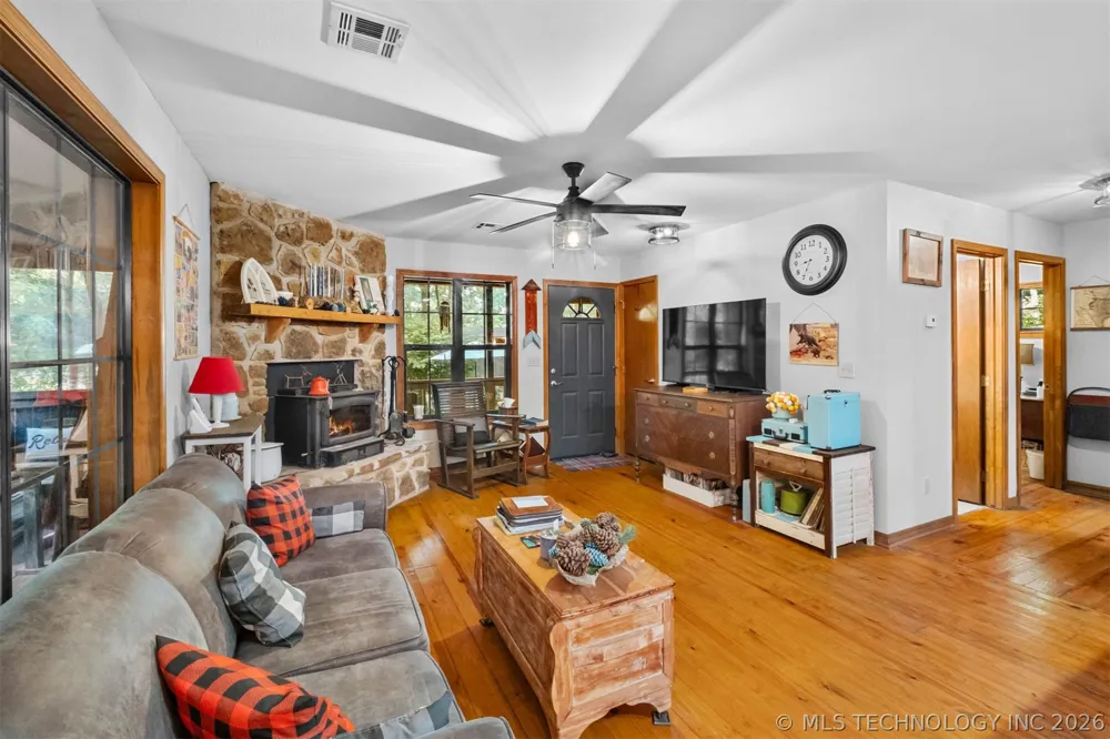 8041 Ok-10 Tahlequah, OK 74464