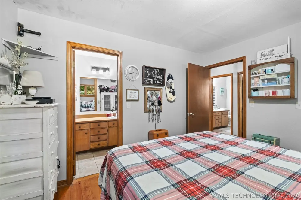 8041 Ok-10 Tahlequah, OK 74464