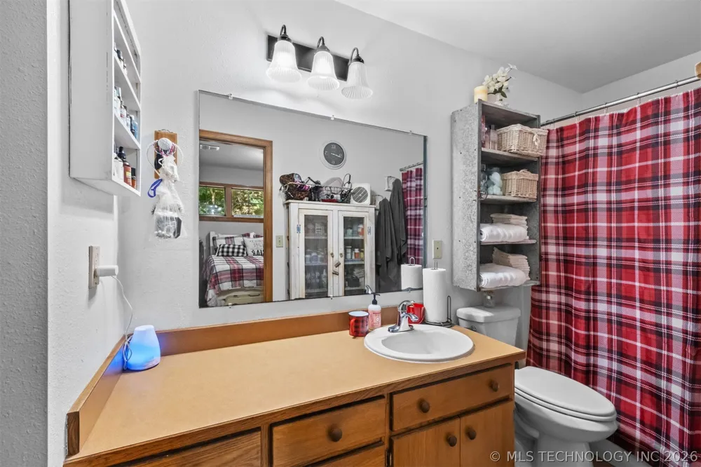 8041 Ok-10 Tahlequah, OK 74464