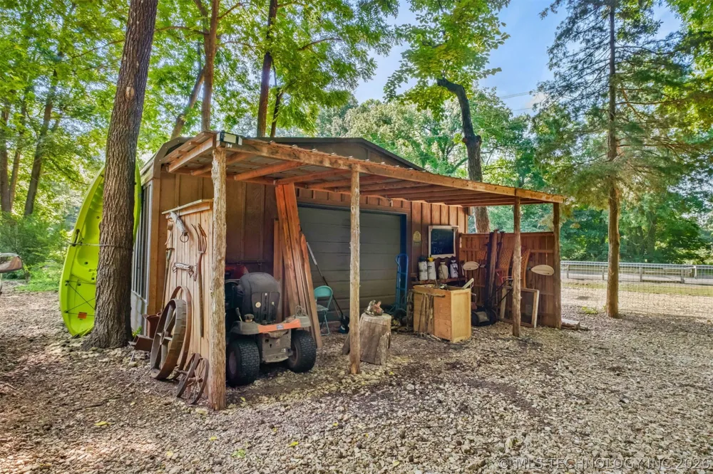 8041 Ok-10 Tahlequah, OK 74464