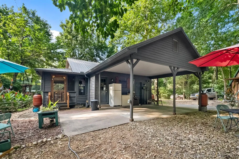 8041 Ok-10 Tahlequah, OK 74464