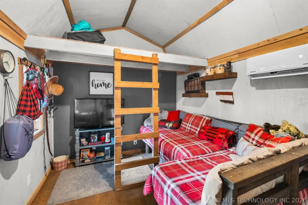 8041 Ok-10 Tahlequah, OK 74464