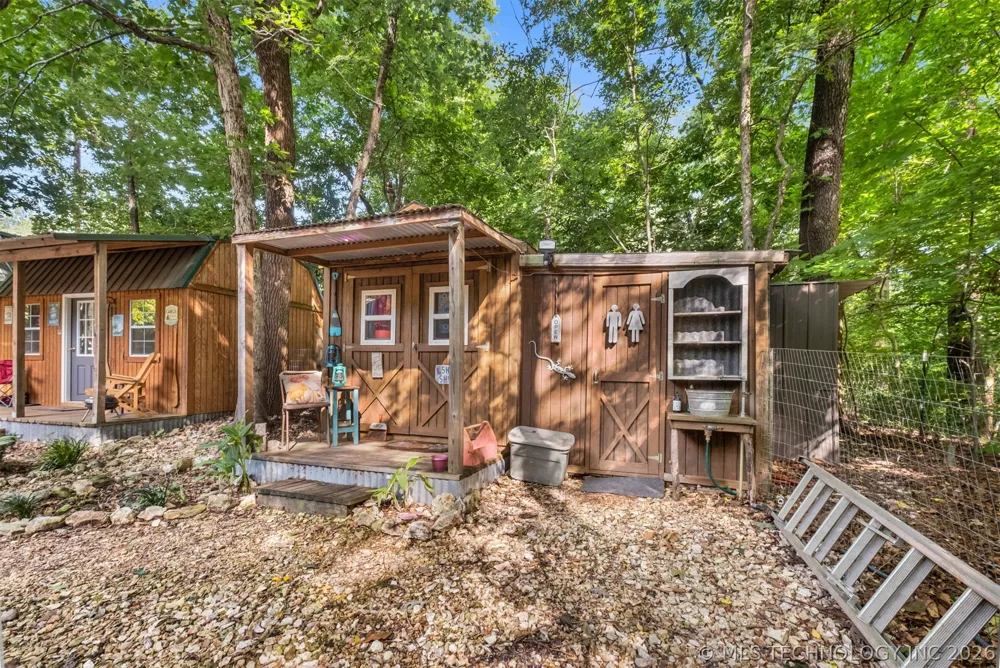 8041 Ok-10 Tahlequah, OK 74464