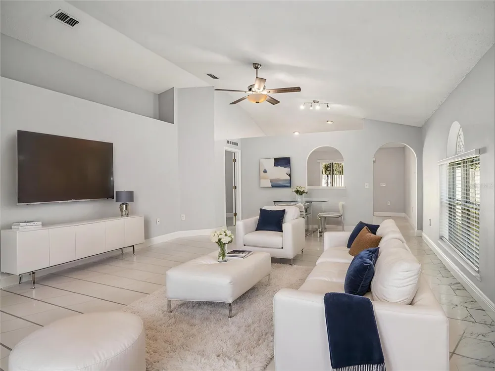 11433 IVY FLOWER LOOP Riverview, FL 33578
