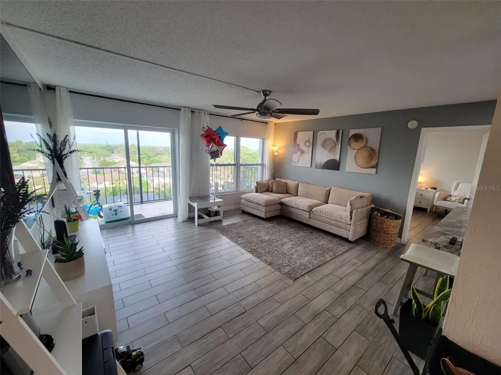 2901 26TH STREET W #601 Bradenton, FL 34205
