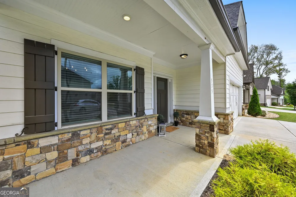 535 Brown Dove LN Grayson, GA 30017