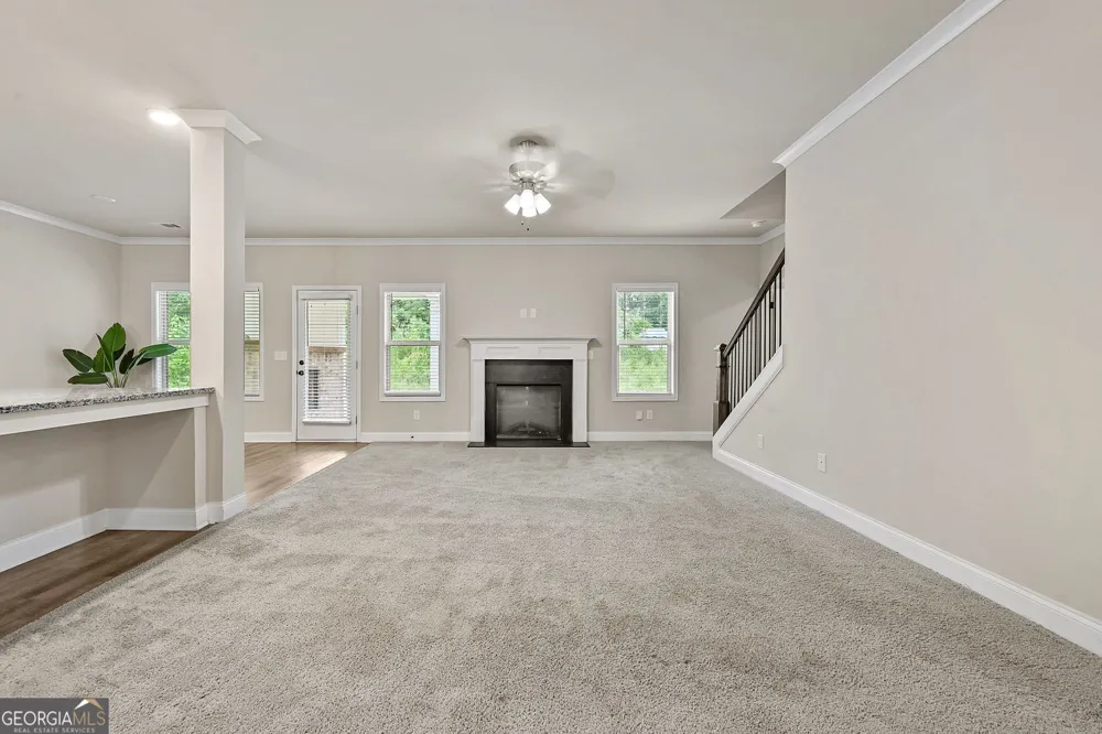 535 Brown Dove LN Grayson, GA 30017
