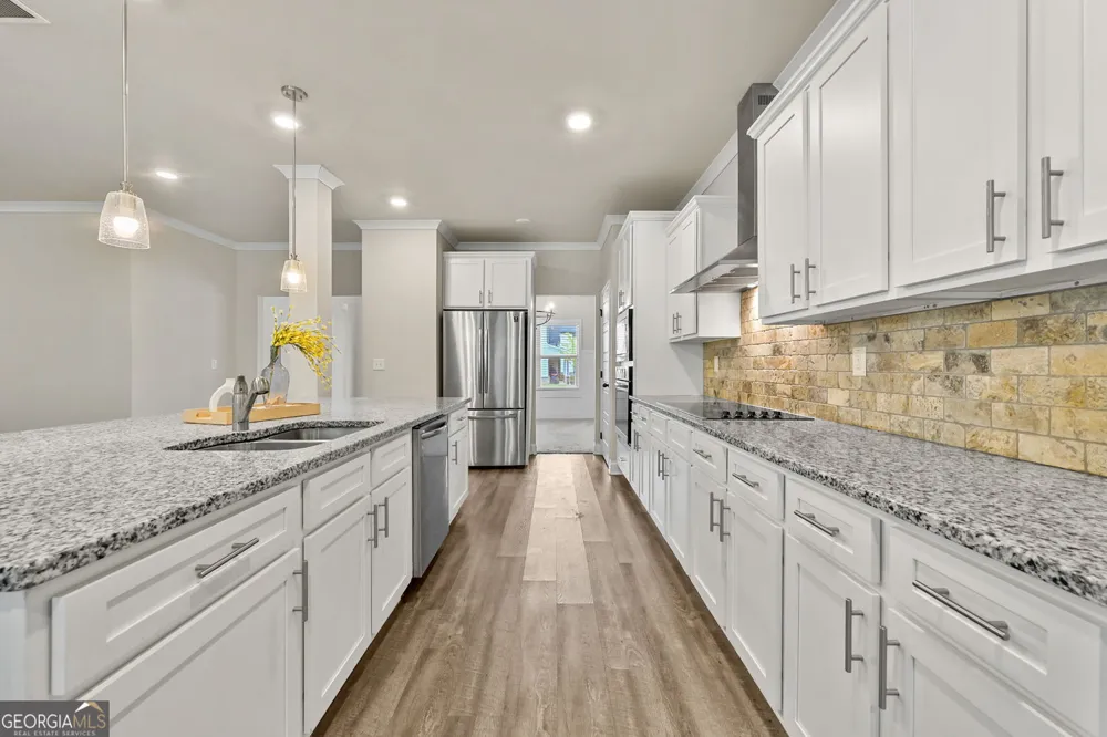 535 Brown Dove LN Grayson, GA 30017