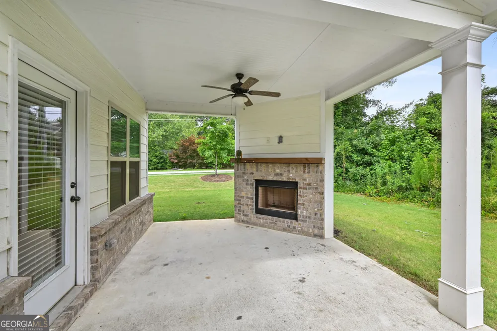 535 Brown Dove LN Grayson, GA 30017